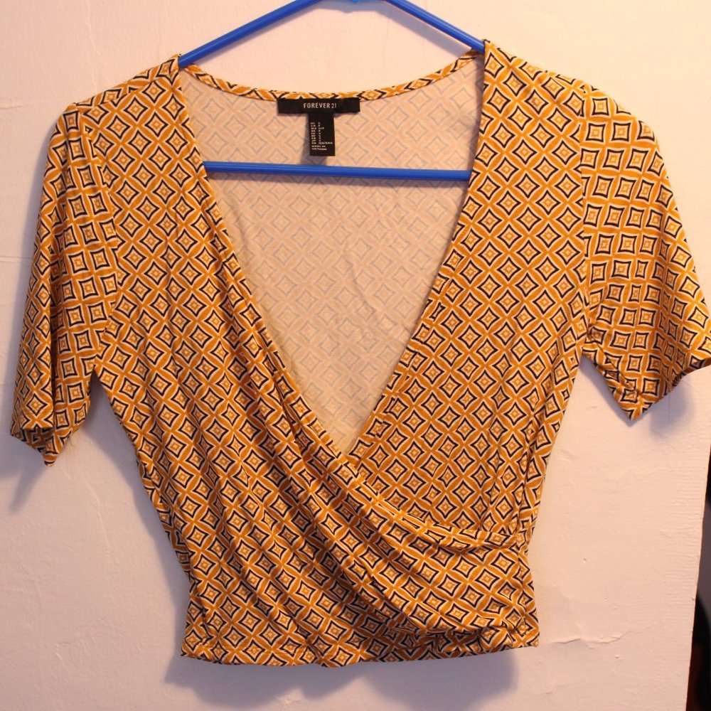 Patterned crop top